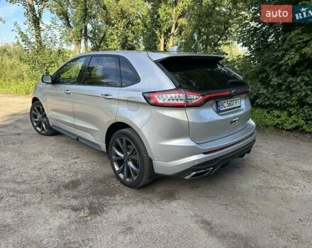 Сірий Форд Едж, об'ємом двигуна 2 л та пробігом 142 тис. км за 19000 $, фото 4 на Automoto.ua