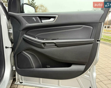 Серый Форд Эдж, объемом двигателя 2 л и пробегом 204 тыс. км за 19500 $, фото 52 на Automoto.ua