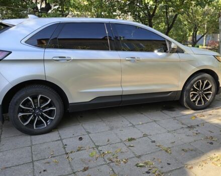 Серый Форд Эдж, объемом двигателя 3.5 л и пробегом 135 тыс. км за 12900 $, фото 5 на Automoto.ua