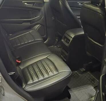 Серый Форд Эдж, объемом двигателя 3.5 л и пробегом 100 тыс. км за 18500 $, фото 8 на Automoto.ua