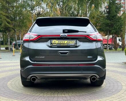 Серый Форд Эдж, объемом двигателя 2 л и пробегом 212 тыс. км за 16999 $, фото 5 на Automoto.ua