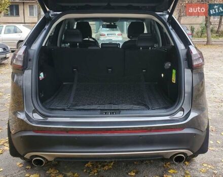 Серый Форд Эдж, объемом двигателя 2 л и пробегом 139 тыс. км за 19000 $, фото 4 на Automoto.ua