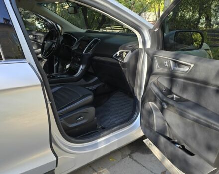 Серый Форд Эдж, объемом двигателя 3.5 л и пробегом 135 тыс. км за 12900 $, фото 9 на Automoto.ua