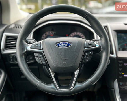 Сірий Форд Едж, об'ємом двигуна 2 л та пробігом 212 тис. км за 18500 $, фото 9 на Automoto.ua