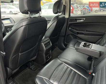 Сірий Форд Едж, об'ємом двигуна 2 л та пробігом 158 тис. км за 15300 $, фото 10 на Automoto.ua