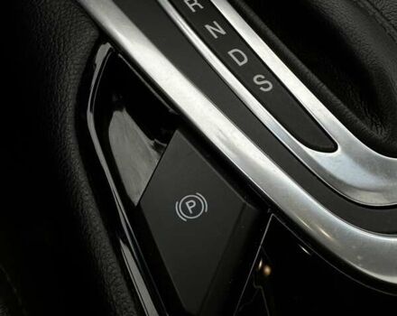 Сірий Форд Едж, об'ємом двигуна 2 л та пробігом 148 тис. км за 15500 $, фото 32 на Automoto.ua