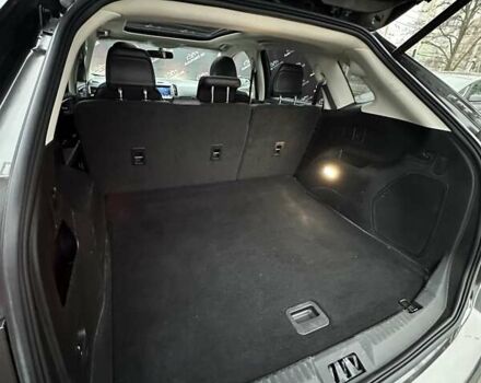 Серый Форд Эдж, объемом двигателя 2 л и пробегом 109 тыс. км за 21000 $, фото 14 на Automoto.ua