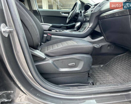 Серый Форд Эдж, объемом двигателя 3.5 л и пробегом 60 тыс. км за 15999 $, фото 56 на Automoto.ua