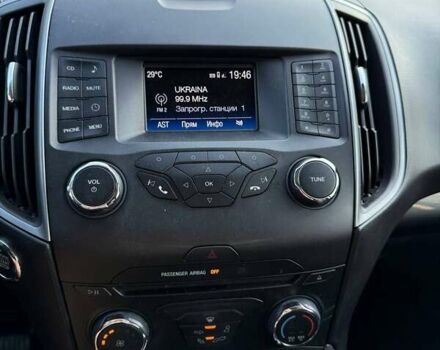 Серый Форд Эдж, объемом двигателя 2 л и пробегом 53 тыс. км за 15900 $, фото 27 на Automoto.ua