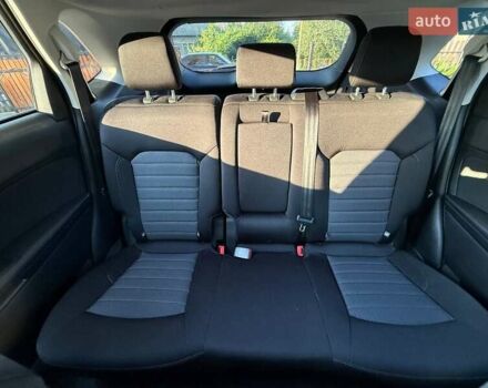 Серый Форд Эдж, объемом двигателя 2 л и пробегом 53 тыс. км за 15900 $, фото 28 на Automoto.ua