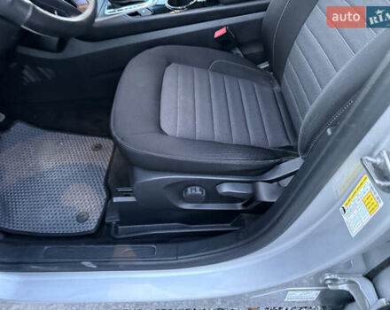 Сірий Форд Едж, об'ємом двигуна 2 л та пробігом 55 тис. км за 15000 $, фото 40 на Automoto.ua