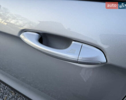 Сірий Форд Едж, об'ємом двигуна 2 л та пробігом 55 тис. км за 15000 $, фото 36 на Automoto.ua