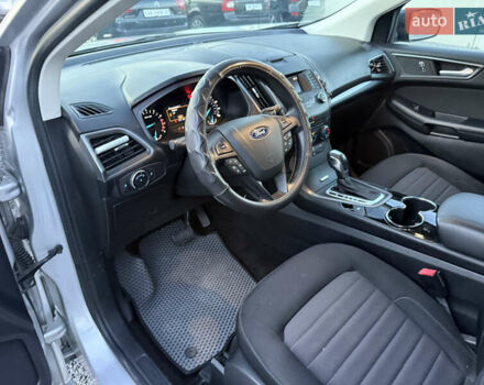 Сірий Форд Едж, об'ємом двигуна 2 л та пробігом 55 тис. км за 15000 $, фото 41 на Automoto.ua