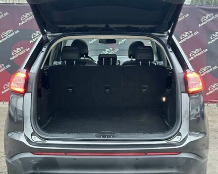 Серый Форд Эдж, объемом двигателя 2 л и пробегом 109 тыс. км за 21000 $, фото 13 на Automoto.ua