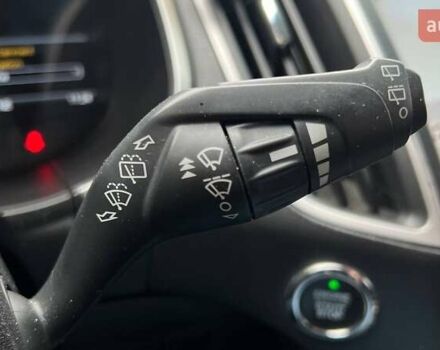 Сірий Форд Едж, об'ємом двигуна 2 л та пробігом 94 тис. км за 18990 $, фото 17 на Automoto.ua