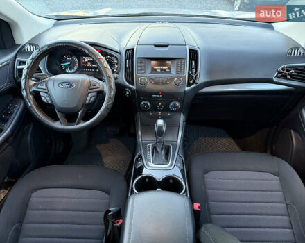 Сірий Форд Едж, об'ємом двигуна 2 л та пробігом 55 тис. км за 15000 $, фото 32 на Automoto.ua