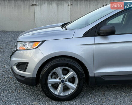 Сірий Форд Едж, об'ємом двигуна 2 л та пробігом 55 тис. км за 15000 $, фото 5 на Automoto.ua