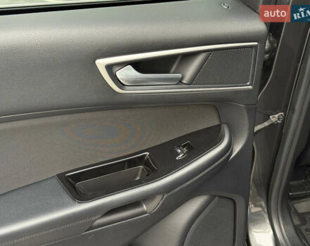 Серый Форд Эдж, объемом двигателя 2 л и пробегом 60 тыс. км за 16500 $, фото 43 на Automoto.ua