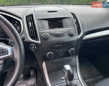 Сірий Форд Едж, об'ємом двигуна 3.5 л та пробігом 60 тис. км за 16300 $, фото 41 на Automoto.ua