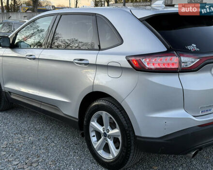 Сірий Форд Едж, об'ємом двигуна 2 л та пробігом 55 тис. км за 15000 $, фото 9 на Automoto.ua