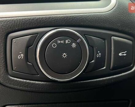 Сірий Форд Едж, об'ємом двигуна 2 л та пробігом 94 тис. км за 18990 $, фото 13 на Automoto.ua