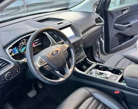 Серый Форд Эдж, объемом двигателя 2 л и пробегом 46 тыс. км за 20200 $, фото 4 на Automoto.ua