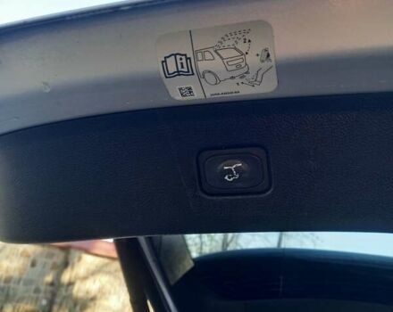 Серый Форд Эдж, объемом двигателя 2 л и пробегом 122 тыс. км за 18000 $, фото 10 на Automoto.ua