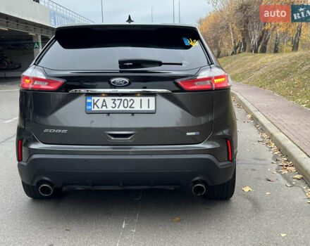 Серый Форд Эдж, объемом двигателя 2 л и пробегом 66 тыс. км за 20500 $, фото 4 на Automoto.ua