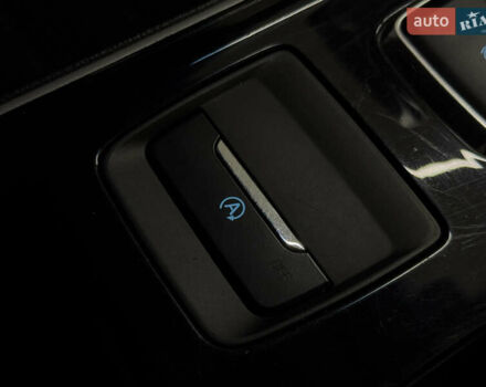 Сірий Форд Едж, об'ємом двигуна 2 л та пробігом 65 тис. км за 17499 $, фото 38 на Automoto.ua