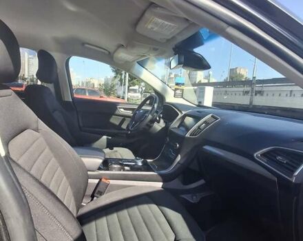 Сірий Форд Едж, об'ємом двигуна 2 л та пробігом 73 тис. км за 20599 $, фото 4 на Automoto.ua