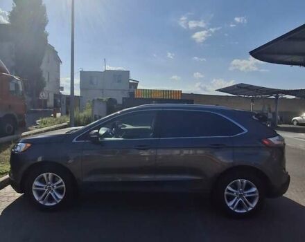 Сірий Форд Едж, об'ємом двигуна 2 л та пробігом 73 тис. км за 20599 $, фото 3 на Automoto.ua