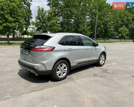 Серый Форд Эдж, объемом двигателя 2 л и пробегом 210 тыс. км за 19000 $, фото 4 на Automoto.ua