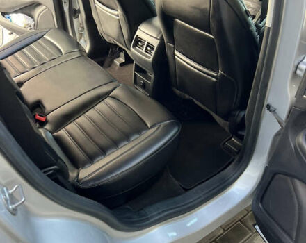 Серый Форд Эдж, объемом двигателя 2 л и пробегом 210 тыс. км за 19000 $, фото 7 на Automoto.ua