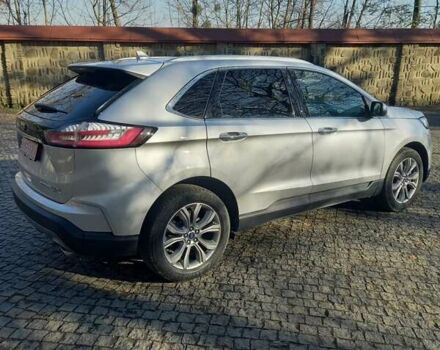 Серый Форд Эдж, объемом двигателя 2 л и пробегом 122 тыс. км за 18000 $, фото 2 на Automoto.ua