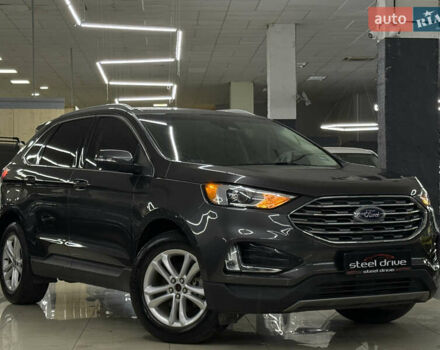 Сірий Форд Едж, об'ємом двигуна 2 л та пробігом 65 тис. км за 17499 $, фото 4 на Automoto.ua