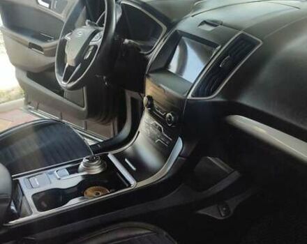 Сірий Форд Едж, об'ємом двигуна 2 л та пробігом 104 тис. км за 18600 $, фото 1 на Automoto.ua