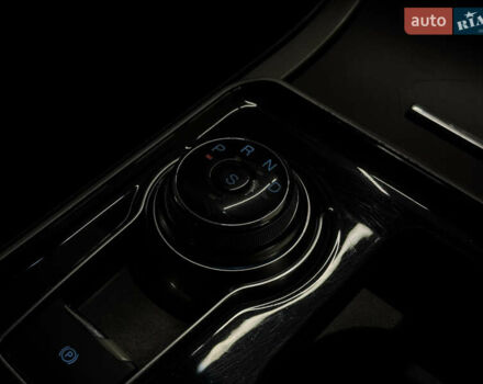 Сірий Форд Едж, об'ємом двигуна 2 л та пробігом 65 тис. км за 17499 $, фото 36 на Automoto.ua