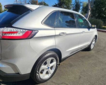 Сірий Форд Едж, об'ємом двигуна 2 л та пробігом 49 тис. км за 11000 $, фото 5 на Automoto.ua