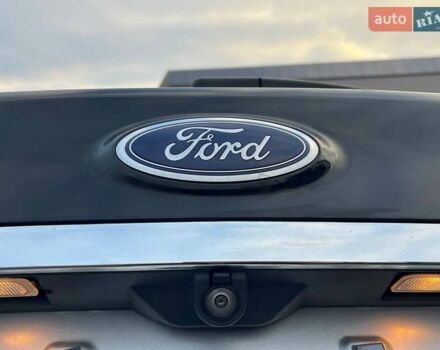 Серый Форд Эдж, объемом двигателя 2 л и пробегом 167 тыс. км за 14300 $, фото 33 на Automoto.ua