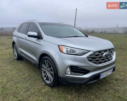 Серый Форд Эдж, объемом двигателя 2 л и пробегом 28 тыс. км за 19300 $, фото 4 на Automoto.ua