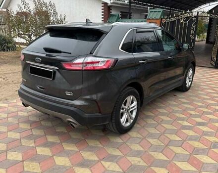 Сірий Форд Едж, об'ємом двигуна 2 л та пробігом 104 тис. км за 18600 $, фото 5 на Automoto.ua