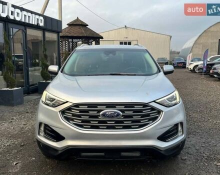 Сірий Форд Едж, об'ємом двигуна 2 л та пробігом 167 тис. км за 14300 $, фото 1 на Automoto.ua