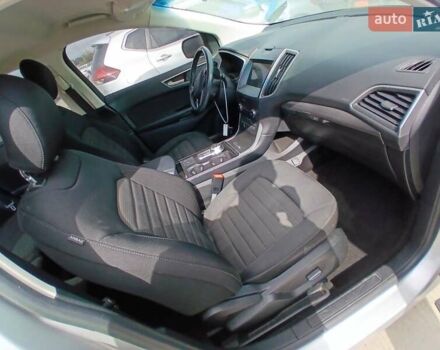 Серый Форд Эдж, объемом двигателя 2 л и пробегом 105 тыс. км за 13950 $, фото 14 на Automoto.ua