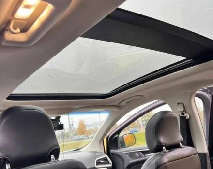 Серый Форд Эдж, объемом двигателя 2 л и пробегом 110 тыс. км за 10000 $, фото 12 на Automoto.ua