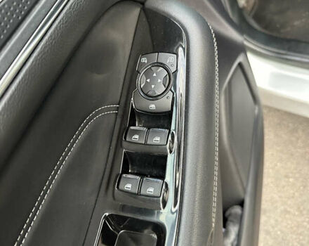 Серый Форд Эдж, объемом двигателя 2 л и пробегом 136 тыс. км за 18500 $, фото 12 на Automoto.ua