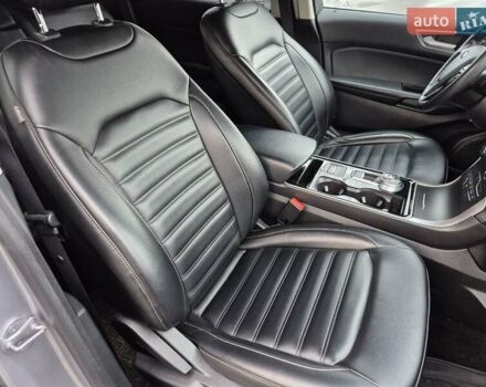 Серый Форд Эдж, объемом двигателя 2 л и пробегом 143 тыс. км за 16500 $, фото 23 на Automoto.ua