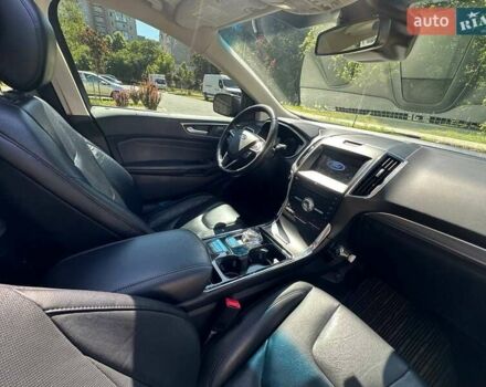 Серый Форд Эдж, объемом двигателя 2 л и пробегом 114 тыс. км за 20500 $, фото 6 на Automoto.ua