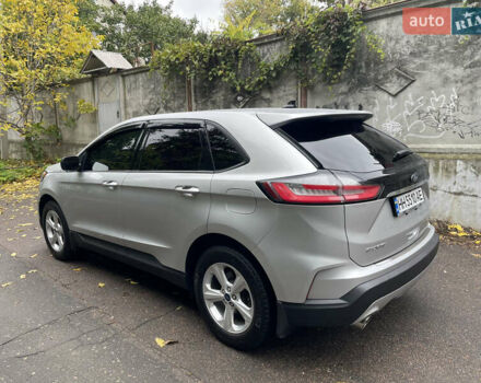 Сірий Форд Едж, об'ємом двигуна 2 л та пробігом 74 тис. км за 18700 $, фото 2 на Automoto.ua