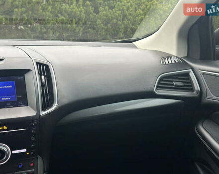 Серый Форд Эдж, объемом двигателя 2 л и пробегом 88 тыс. км за 17200 $, фото 26 на Automoto.ua