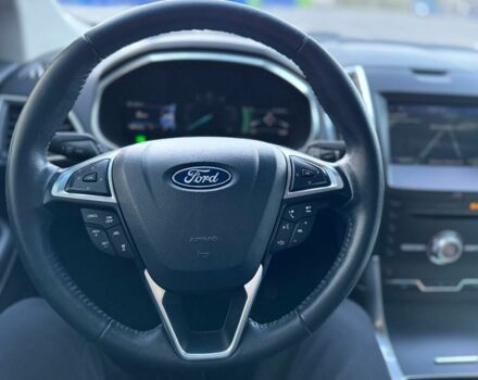 Серый Форд Эдж, объемом двигателя 2 л и пробегом 65 тыс. км за 22500 $, фото 4 на Automoto.ua